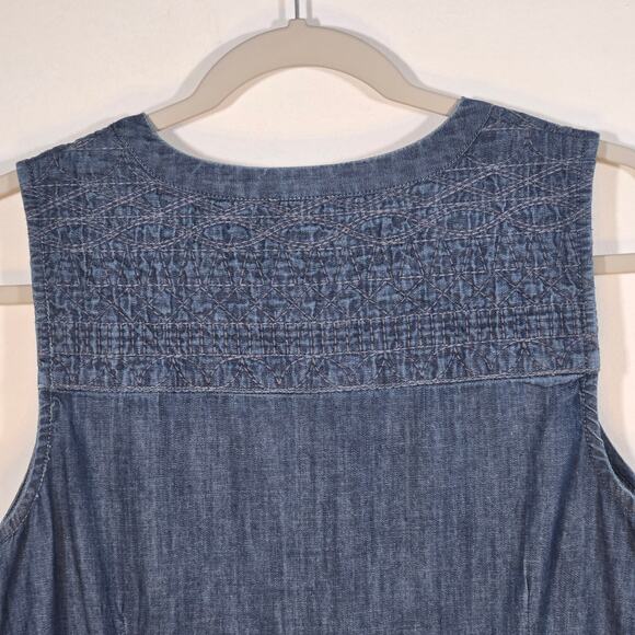 Talbots Chambray Denim Sleeveless Shift. Size 6P - Picture 10 of 12